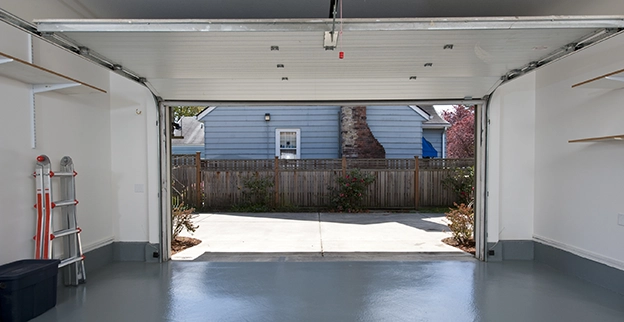 A picture of a freshly painted garage floor.